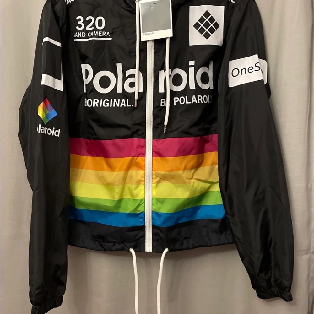 Polaroid windbreaker w/hoodie. NEVER WORN